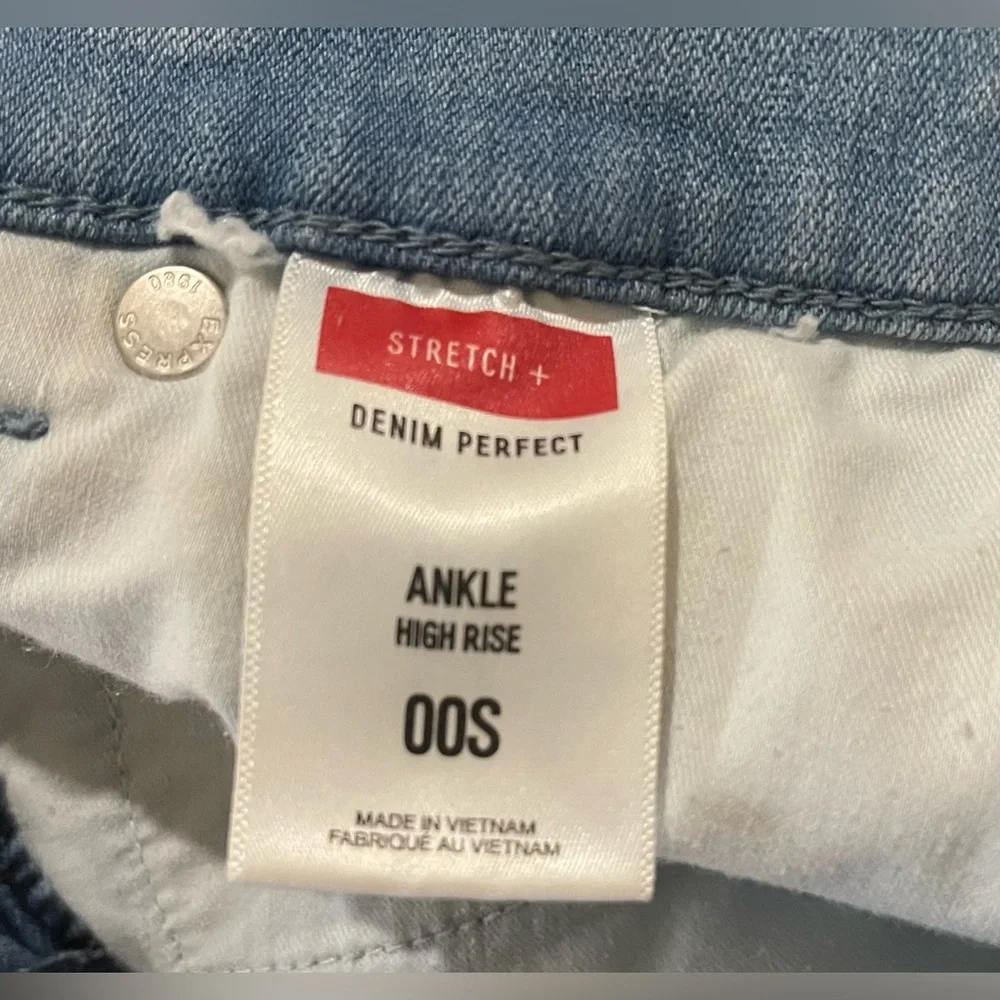 Distressed skinny high rise jeans from Express - Picture 12 of 13